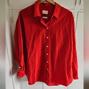 NWT Universal Thread Women's Vibrant Red Casual Button Down Shirt Size XL